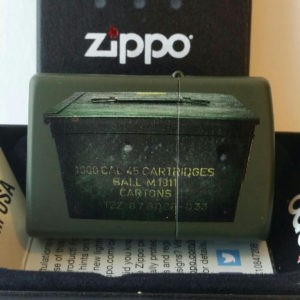 Zippo PIPE Wild Hog Hunting Club White Matte Lighter RARE